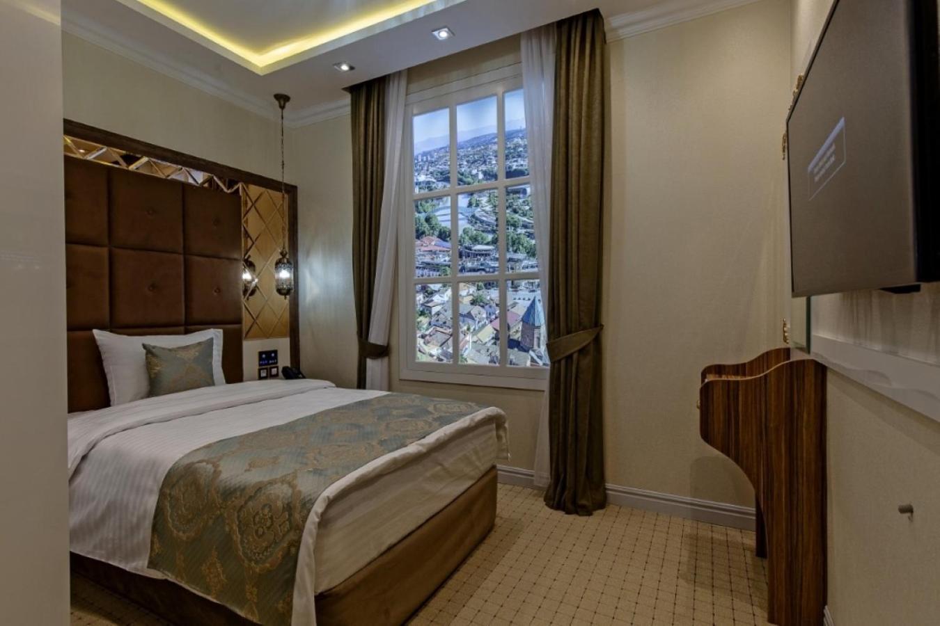 Hotel Aqua Liberty Tbilisi Exterior photo