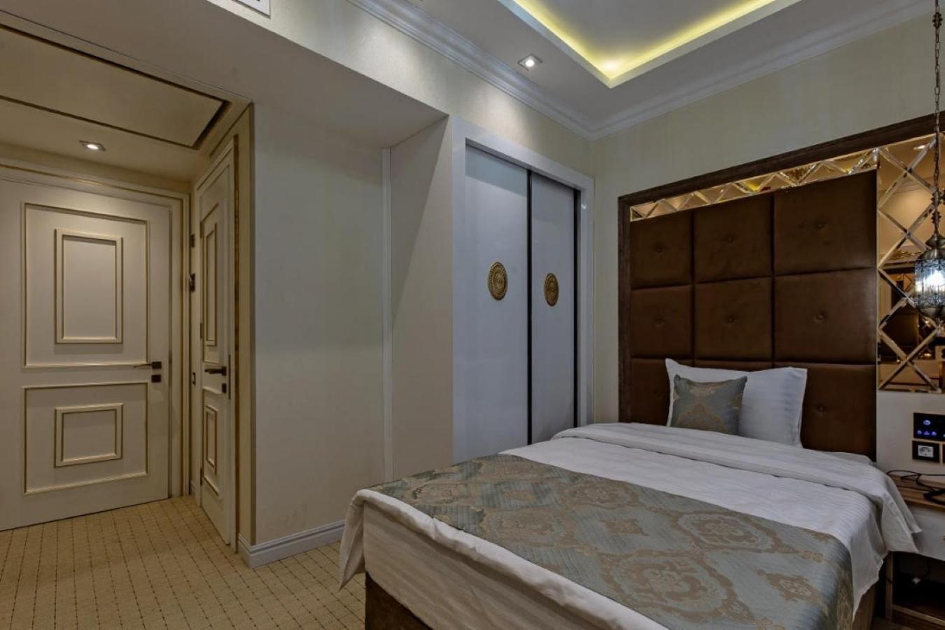 Hotel Aqua Liberty Tbilisi Exterior photo