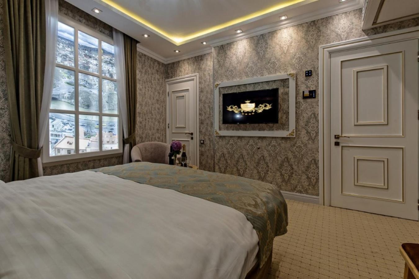 Hotel Aqua Liberty Tbilisi Exterior photo